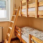 아파트 2 Bedroom Awesome In 상트안드레스베르크